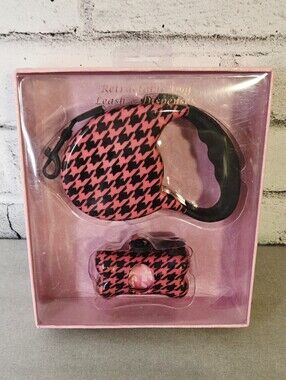 Pink Houndstooth Retractable Dog Leash Dispenser Set NIB